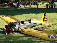 Harrison Ford sa ťažko zranil pri leteckej nehode.