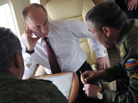 Valerij Gerasimov s Vladimirom Putinom Valerij Gerasimov s Vladimirom Putinom