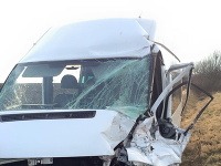 Takto dopadlo auto speváka a herca po zrážke s kamiónom.