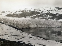 Fotografia vznikla dňa 10. júna 1899, hrúbka ľadu je približne 60 metrov