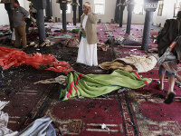 Atentát na mešity si vyžiadal desiatky mŕtvych