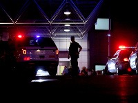 Na americkom letisku postrelili muža