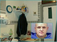 Jason so spoluväzňami si žijú, akoby o nič nešlo. Jason so spoluväzňami si žijú, akoby o nič nešlo.