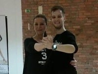 Nora Mojsejová sa dala na tancovanie. Na snímke s trénerom Jánom.
