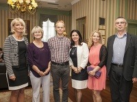 Zľava: MUDr. Zuzana Žilinská, prezidentka Slovenskej transplantologickej spoločnosti, Ľudmila Janasová, pacientka s transplantovanou obličkou, Juraj Palečka, pacient s transplantovanou pečeňou, moderátorka tlačovej konferencie Iveta Malachovská, Martina S Zľava: MUDr. Zuzana Žilinská, prezidentka Slovenskej transplantologickej spoločnosti, Ľudmila Janasová, pacientka s transplantovanou obličkou, Juraj Palečka, pacient s transplantovanou pečeňou, moderátorka tlačovej konferencie Iveta Malachovská, Martina S