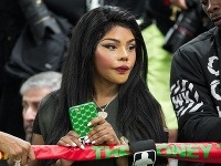 Najznámejšia raperka Lil Kim vyzerá v súčasnosti všelijako, len nie atraktívne. 