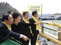 Južná Kórea si pripomína prvé výročie potopenia trajektu