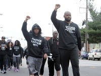 Ľudia v Baltimore protestujú