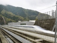 Vlak typu maglev stanovil nový rýchlostný rekord - 603 km/h