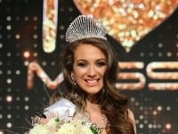 Denisa Vyšňovská zvíťazila v roku 2015 v súťaži krásy Miss Universe SR.