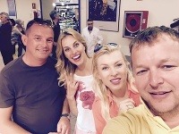Slavomír Hatina, Denisa Mendrejová  a ich kamaráti Gabriela Drobová a Karol Ruman spoločne na dovolenke.