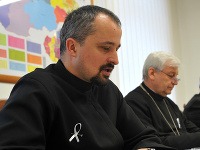 Farár gréckokatolíckej farnosti Prešov - Sekčov Rastislav Baka spolu s arcibiskupom Jánom Babjakom.
