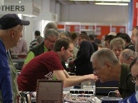 Mince, známky, zbrane i šperky na jednom mieste