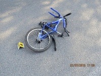 Pri nehode sa vážne zranil 11-ročný cyklista Pri nehode sa vážne zranil 11-ročný cyklista