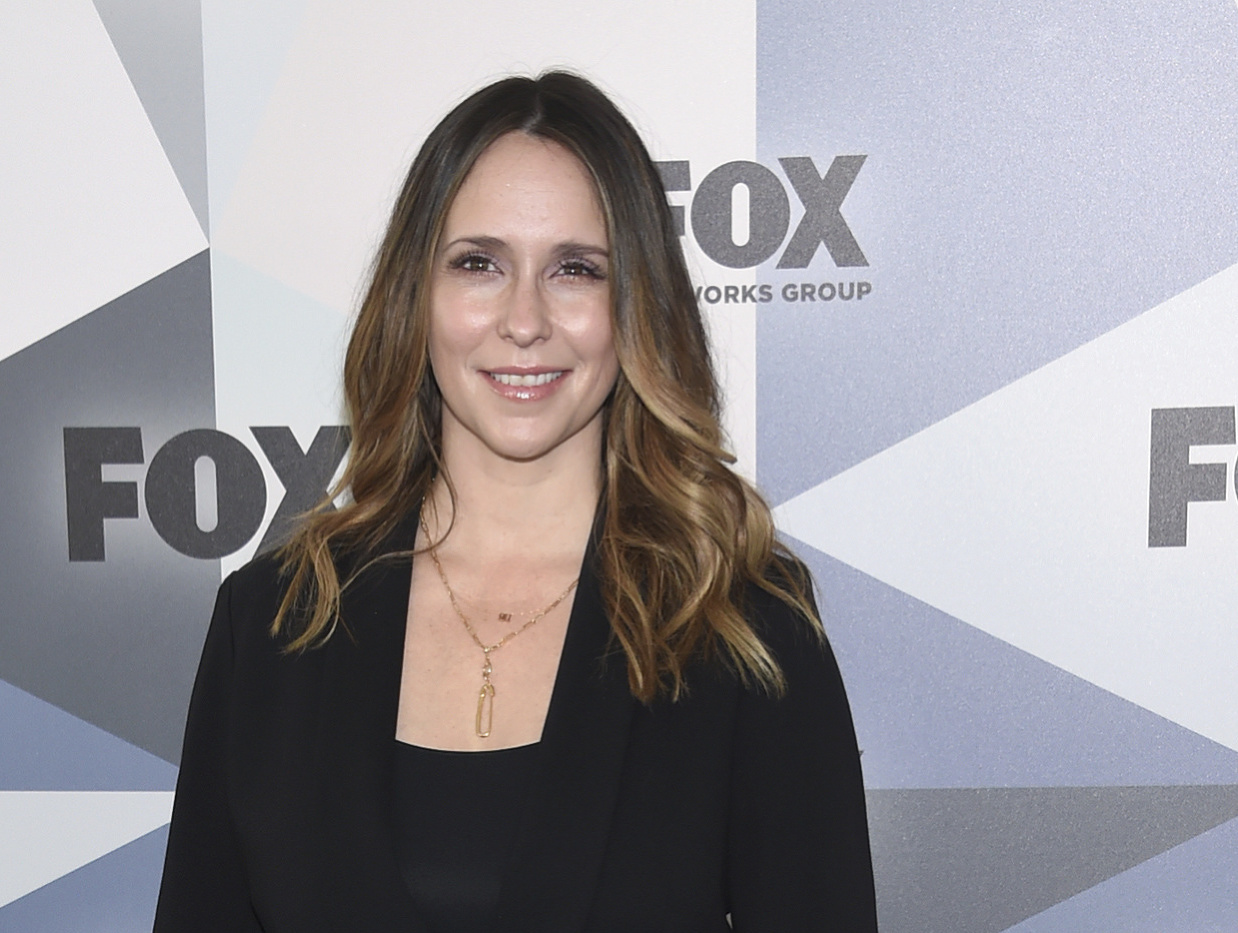 Jennifer Love Hewitt