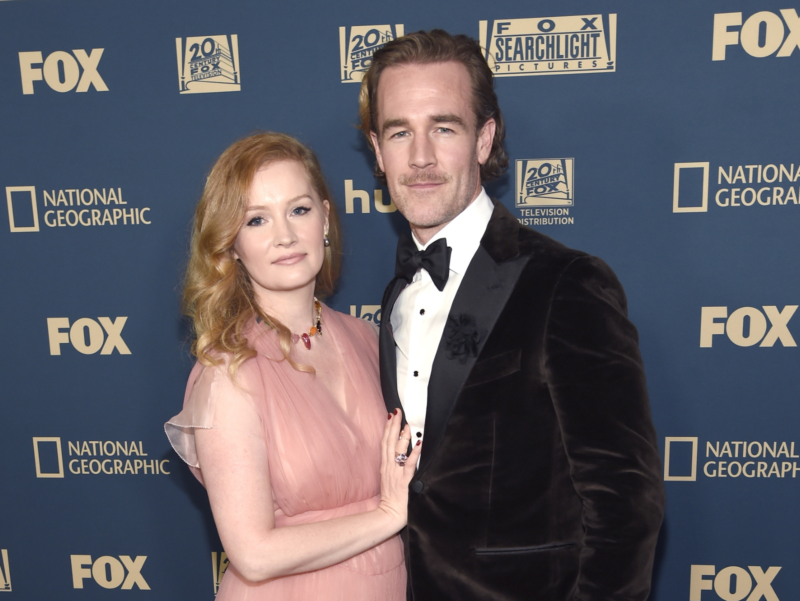 James Van Der Beek s manželkou Kimberly Brook