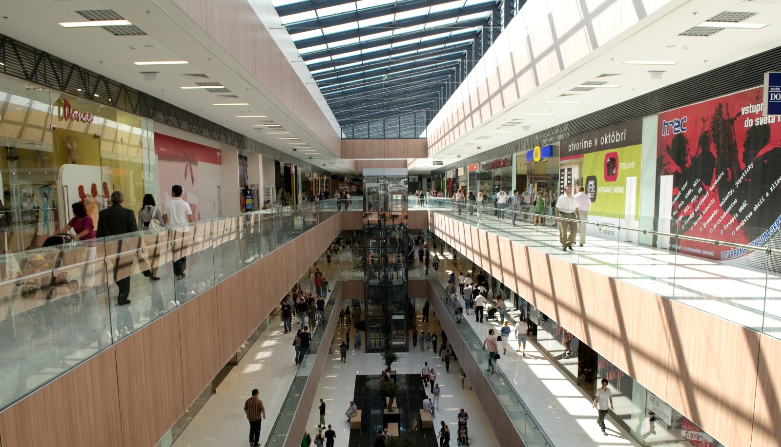 STRACH v nákupnom centre