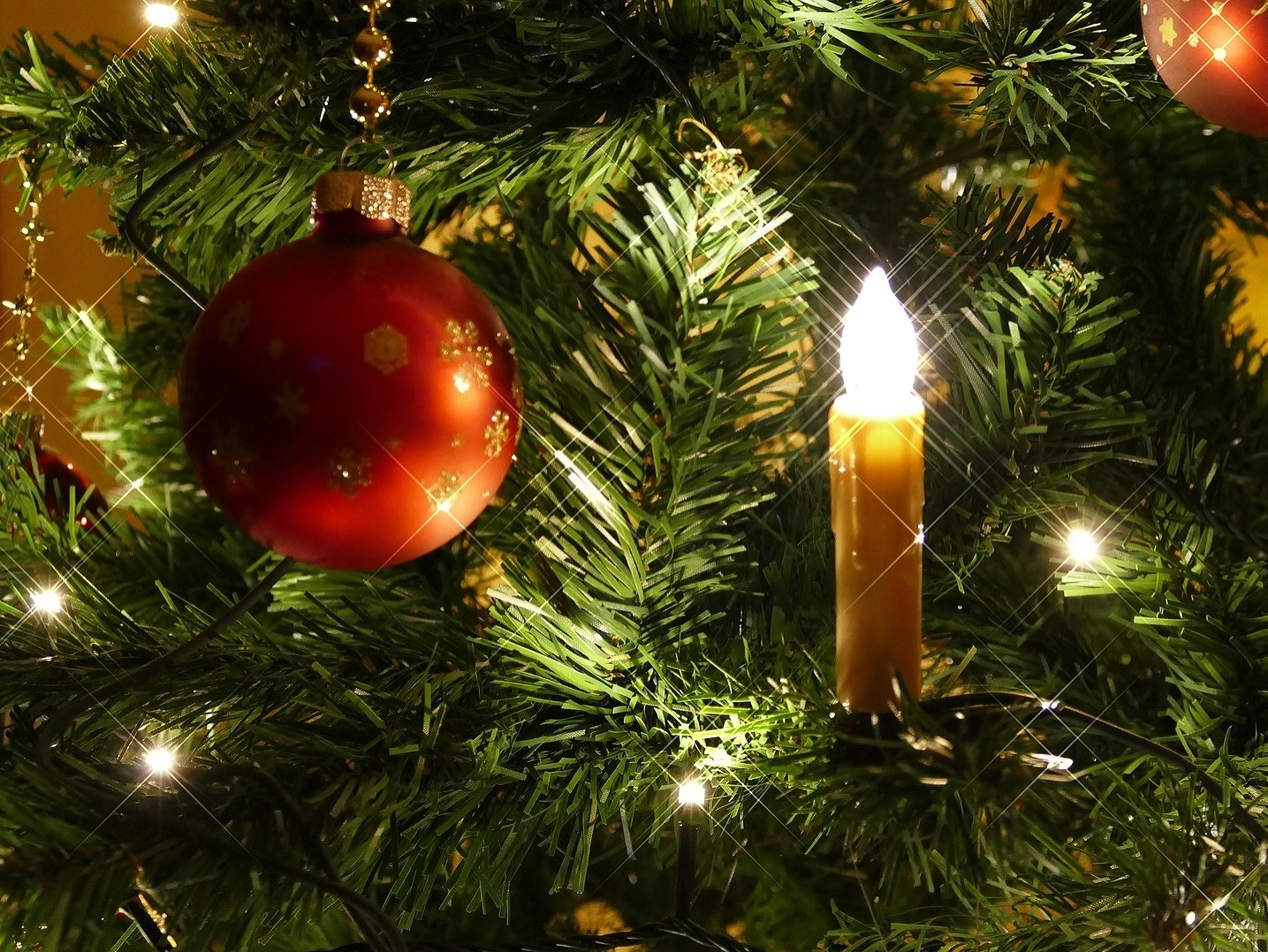 Krásne dekorácie sú REÁLNA