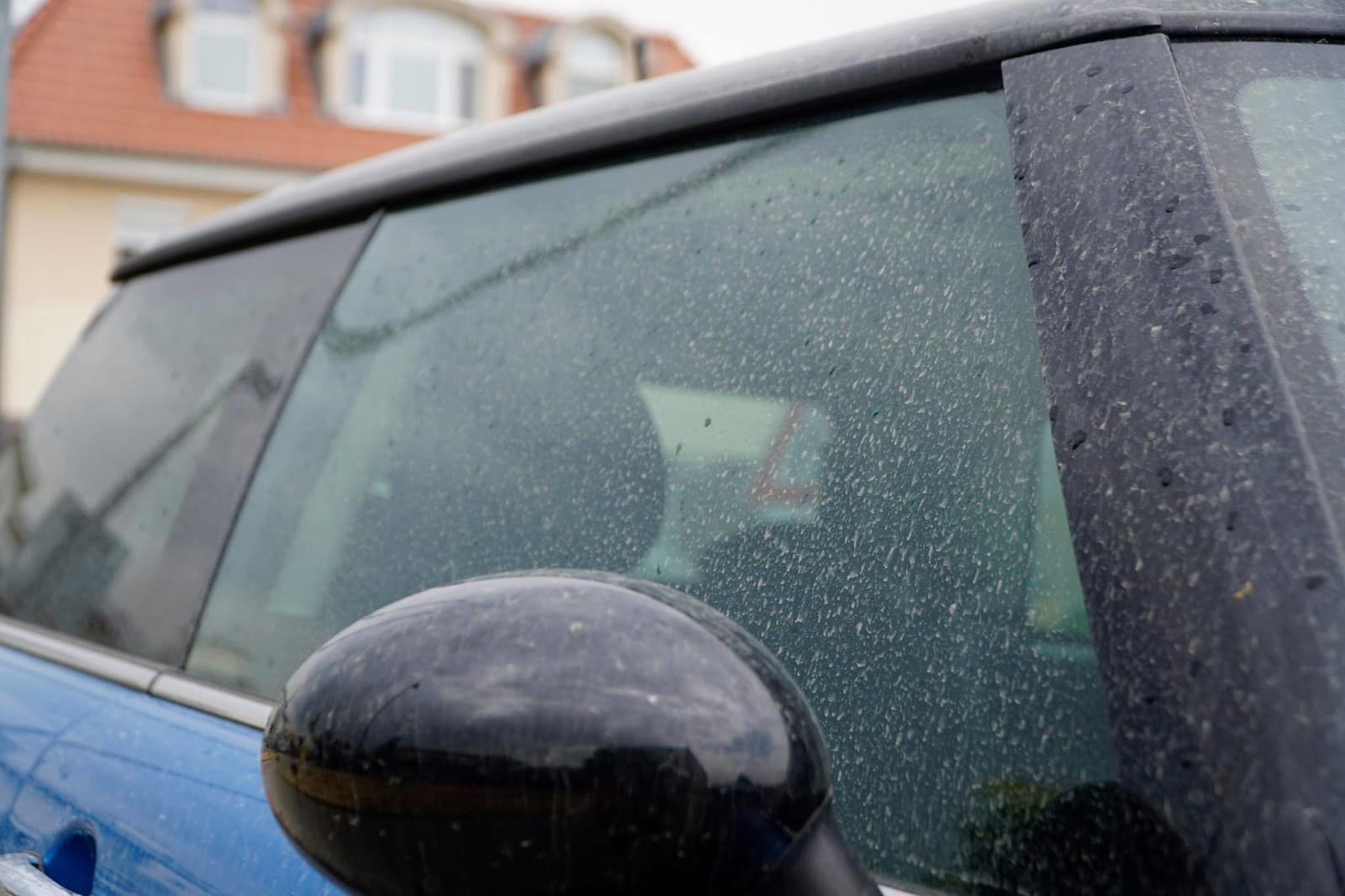 Saharský prach prichádza na