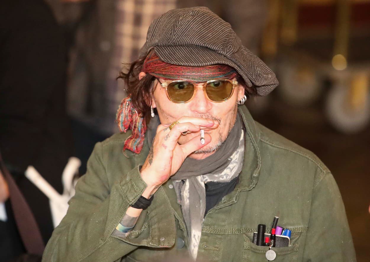 Johny Depp desí úsmevom: