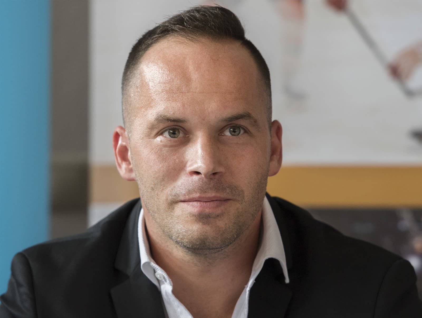 Nevideli iné východisko: Známi