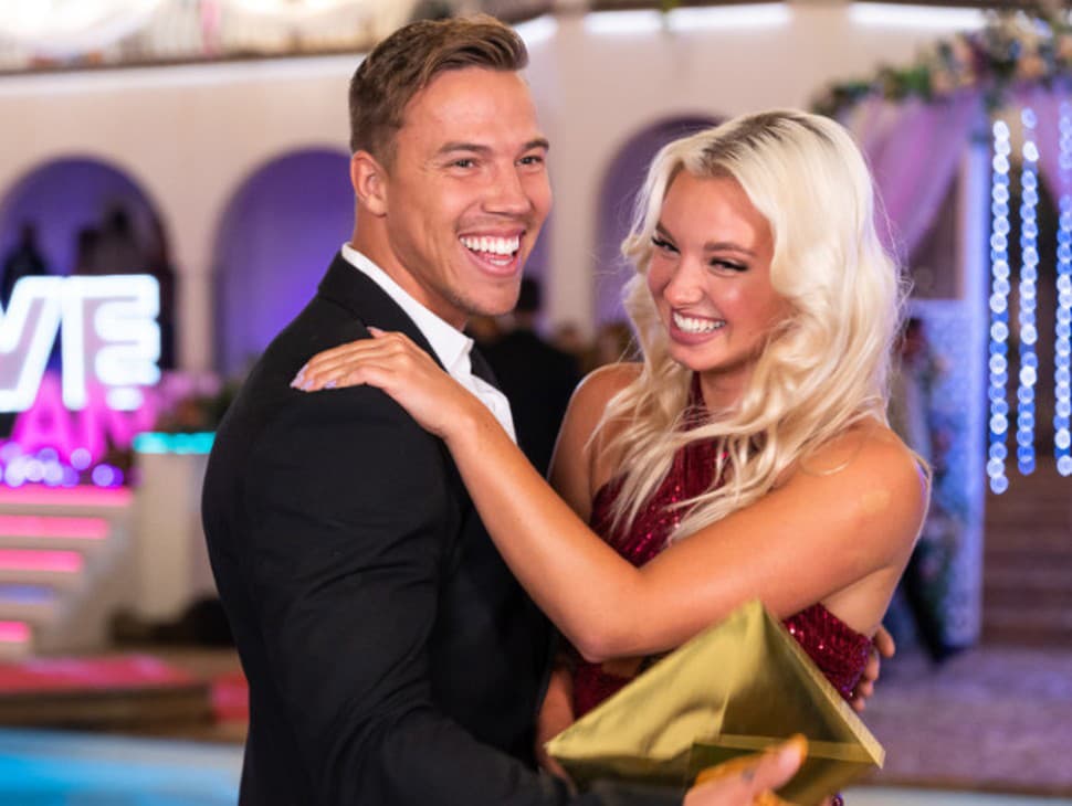 Víťazmi druhej série Love Island sa stali Kryštof a Denisa