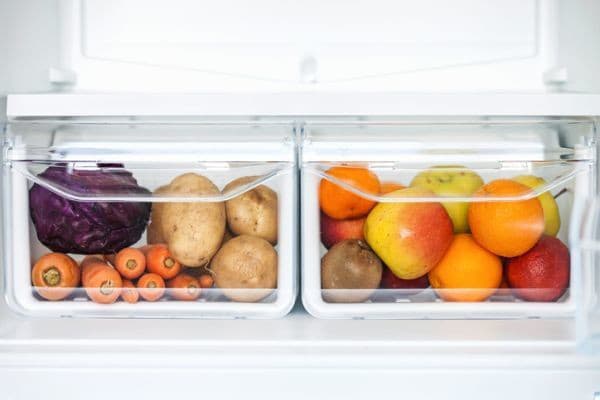 OMYLY Slovákov pri chladničkách: