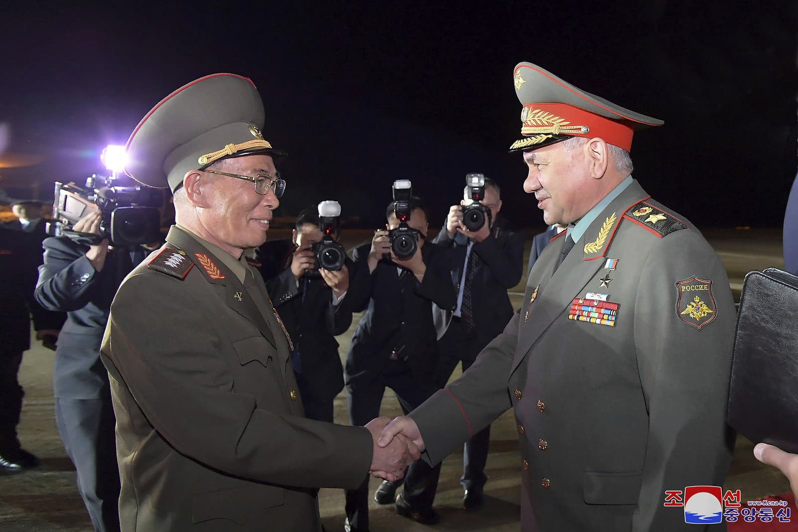 Sergej Šojgu pricestoval do Severnej Kórey