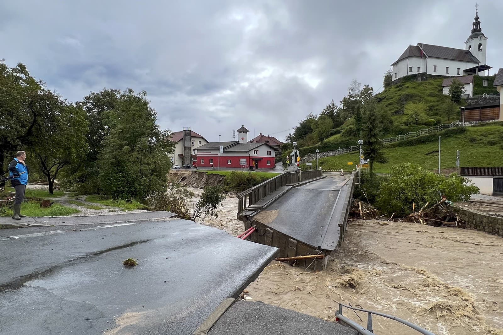 V Slovinsku po povodniach