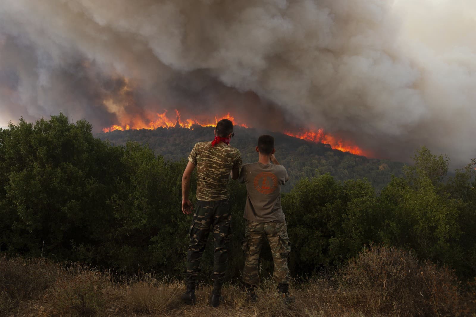 Grécko zápasí s požiarmi už 6 dní