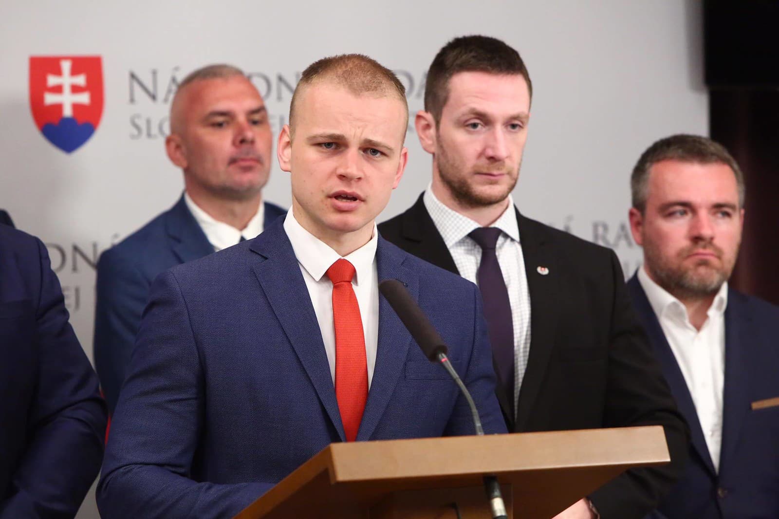 Mazurek na súde POHOREL: