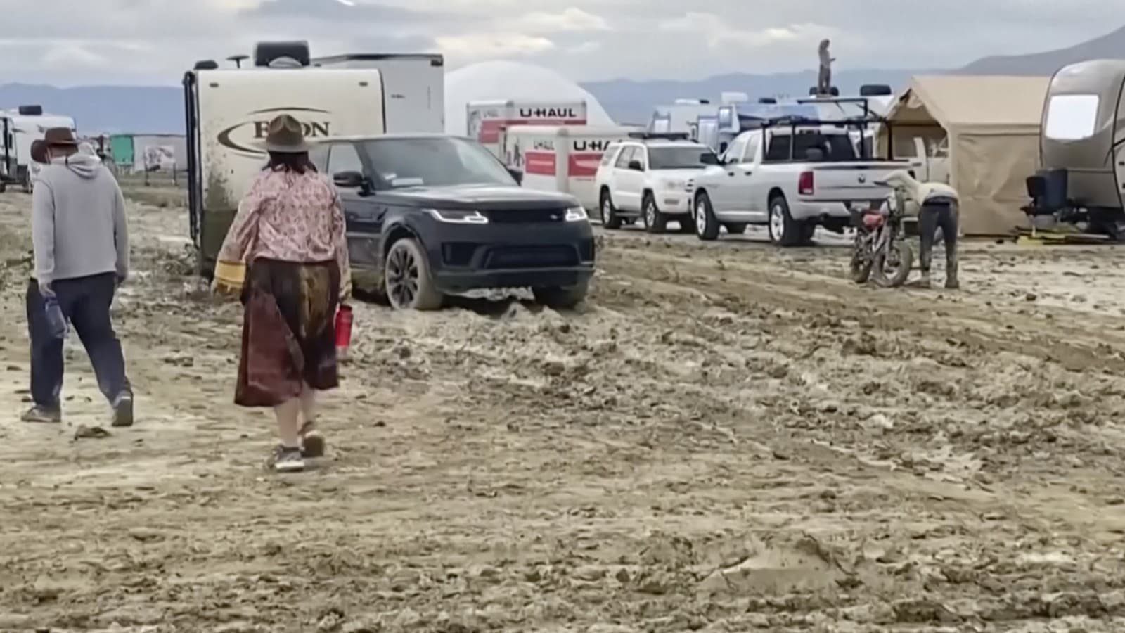 Účastníci festivalu Burning Man
