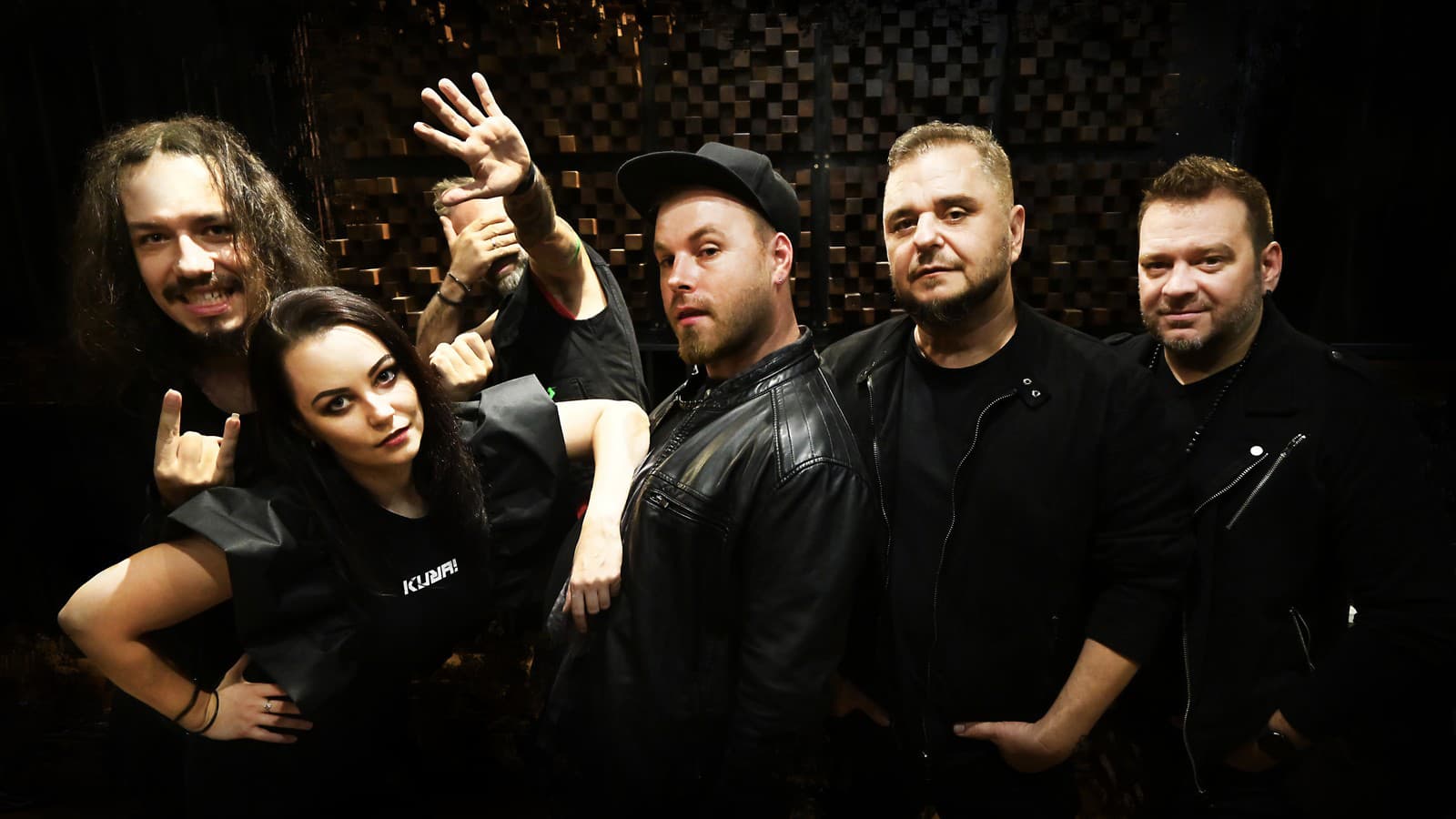 DESMOD vyrážajú na turné