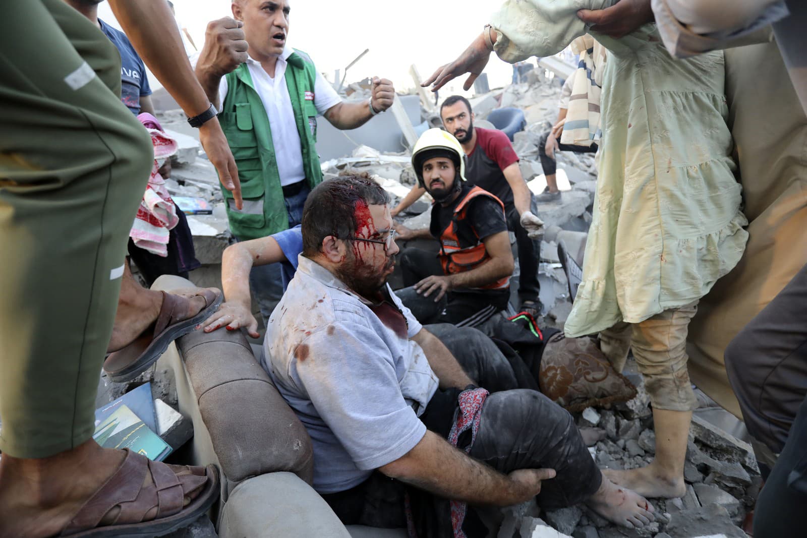 Zranení po izraelskom leteckom útoku na pásmo Gazy