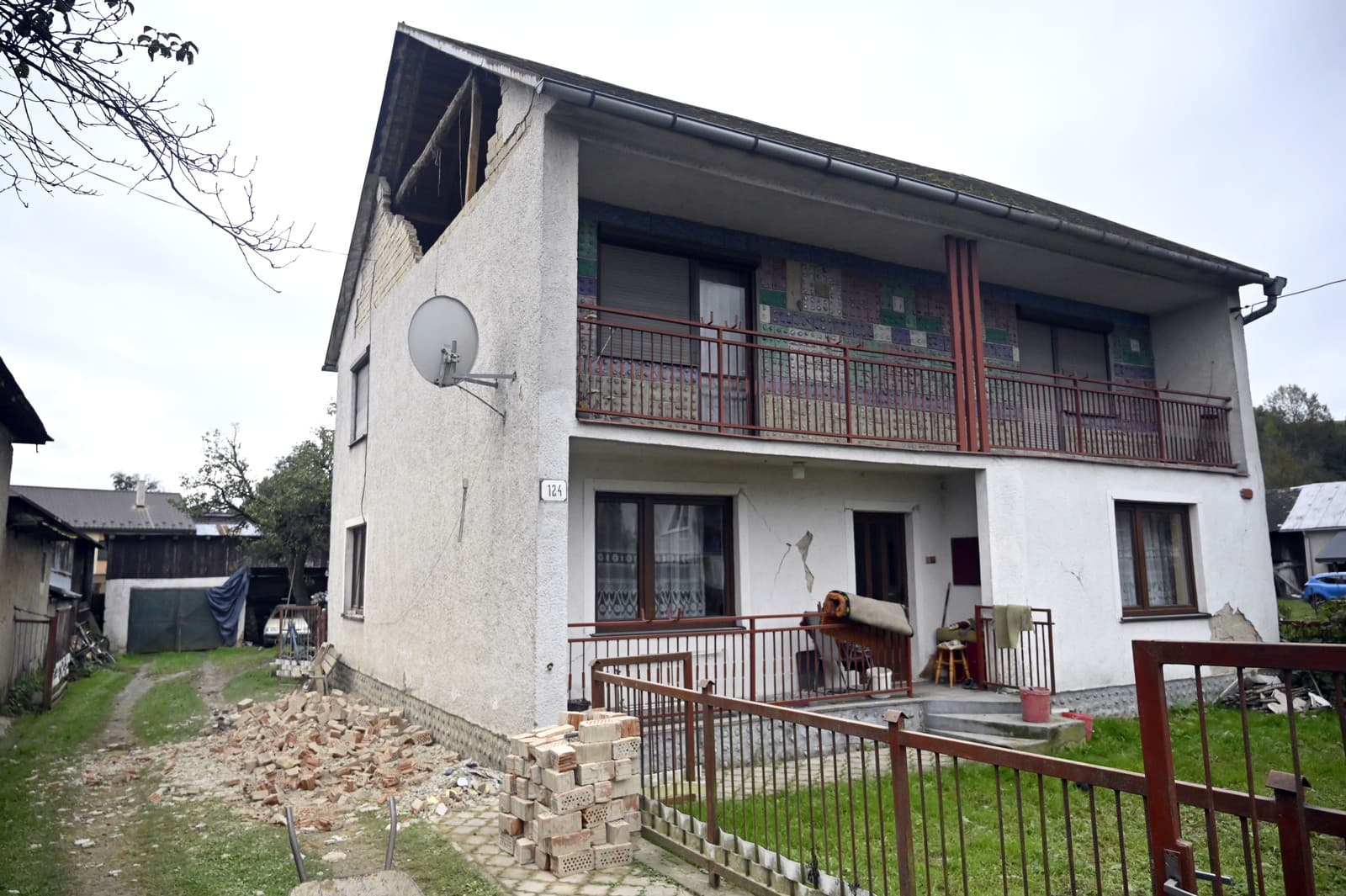 Zemetrasenie v Baškovciach poškodilo