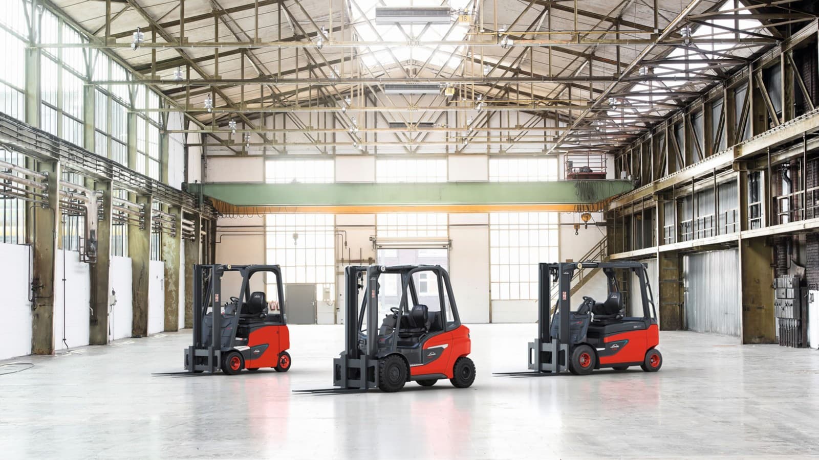 Linde Material Handling: Tri