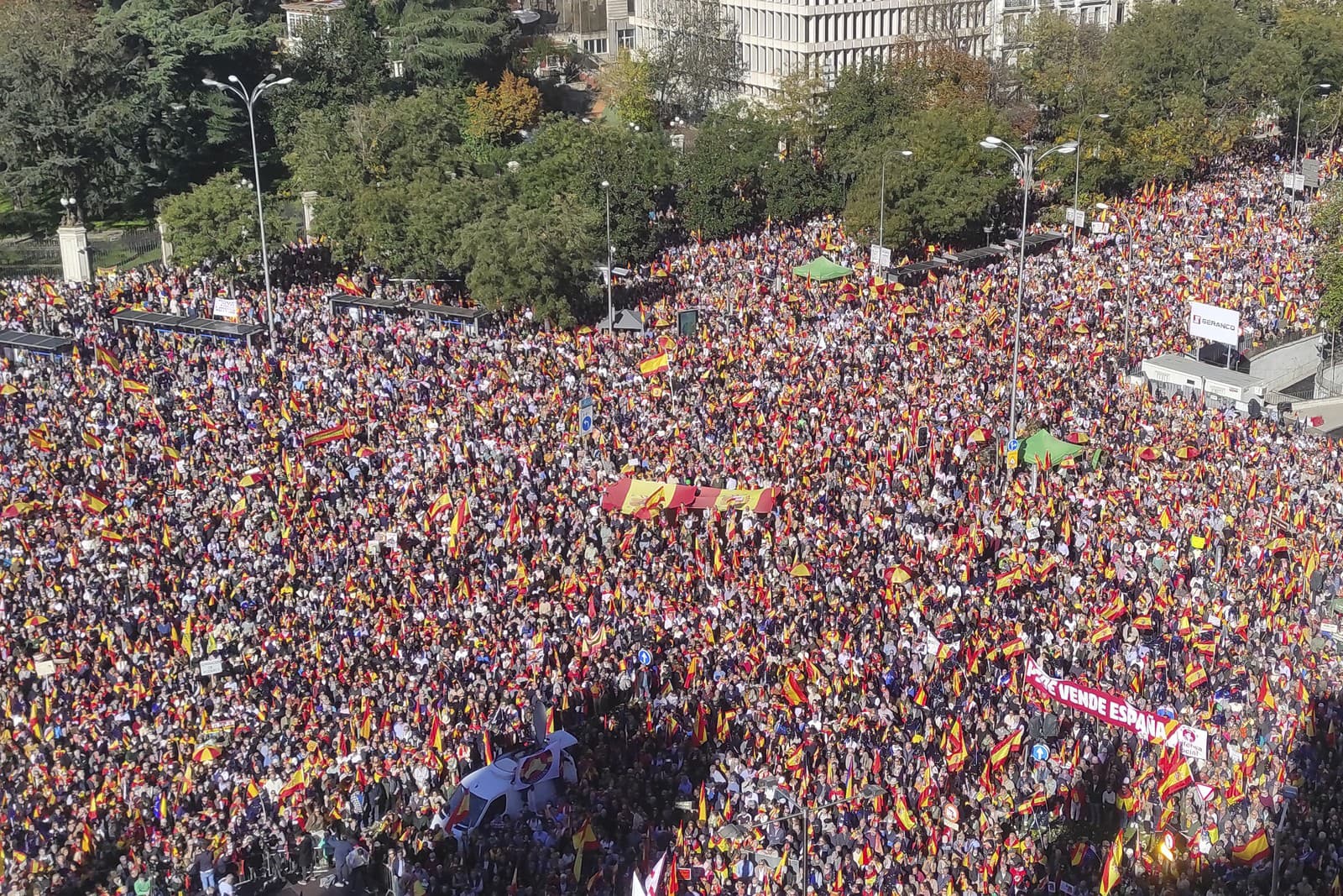Protesty v Španielsku proti amnestii pre katalánskych separatistov