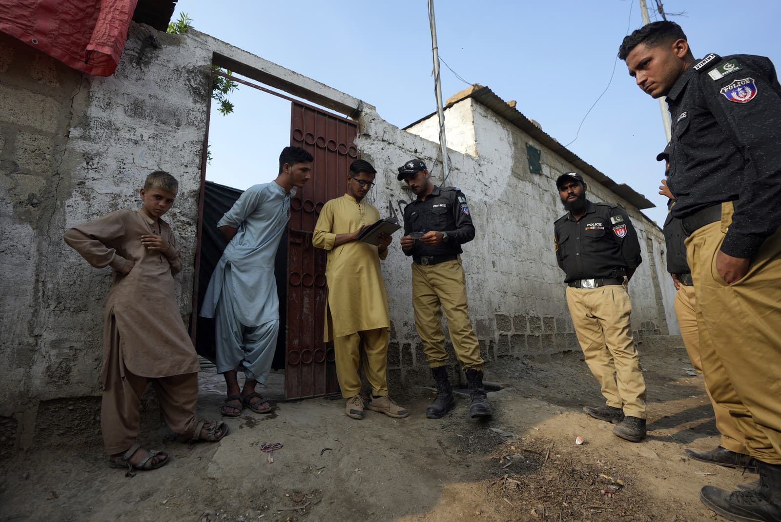 Utečenci v susedstve Karachi v Pakistane