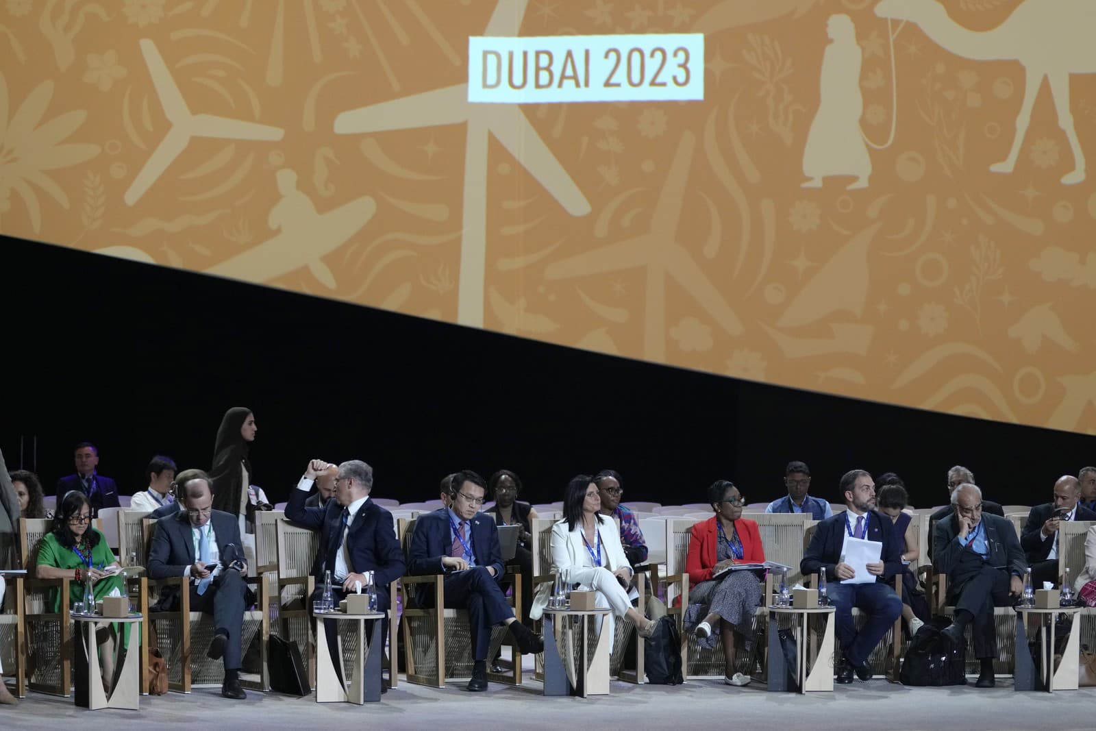 Prísľuby samitu COP28 pokrývajú