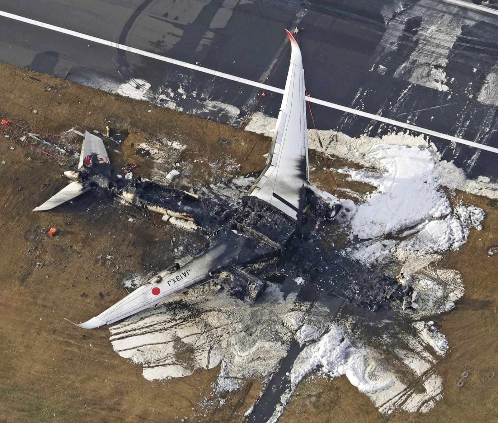 Trosky zhoreného lietadla
