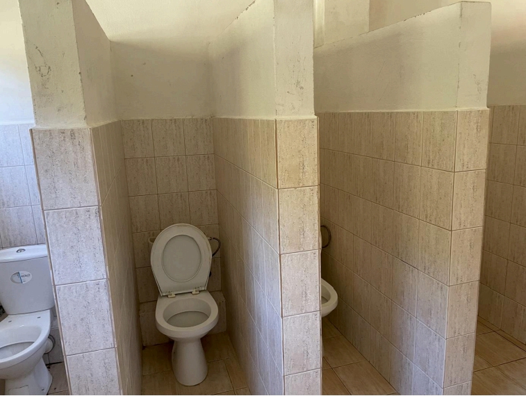 Toalety v Reedukačnom centre Mlynky 
