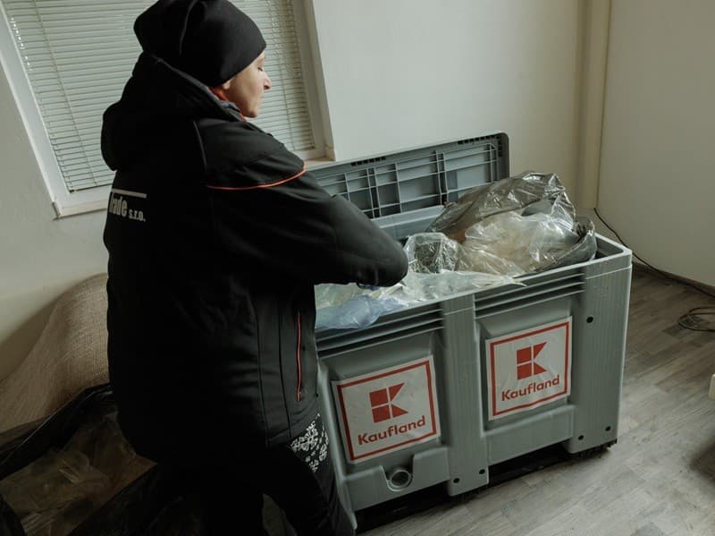 Kaufland štyrikrát týždenne priváža do Nitry plastové obaly zo všetkých 79 predajní na Slovensku