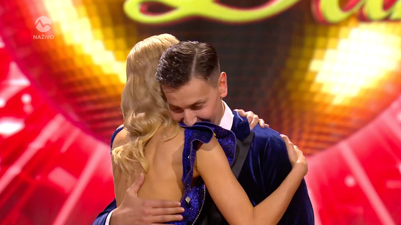 Prvým vypadnutým párom 9. série Let's Dance je Michaela Kocianová a Csaba Ádám. 