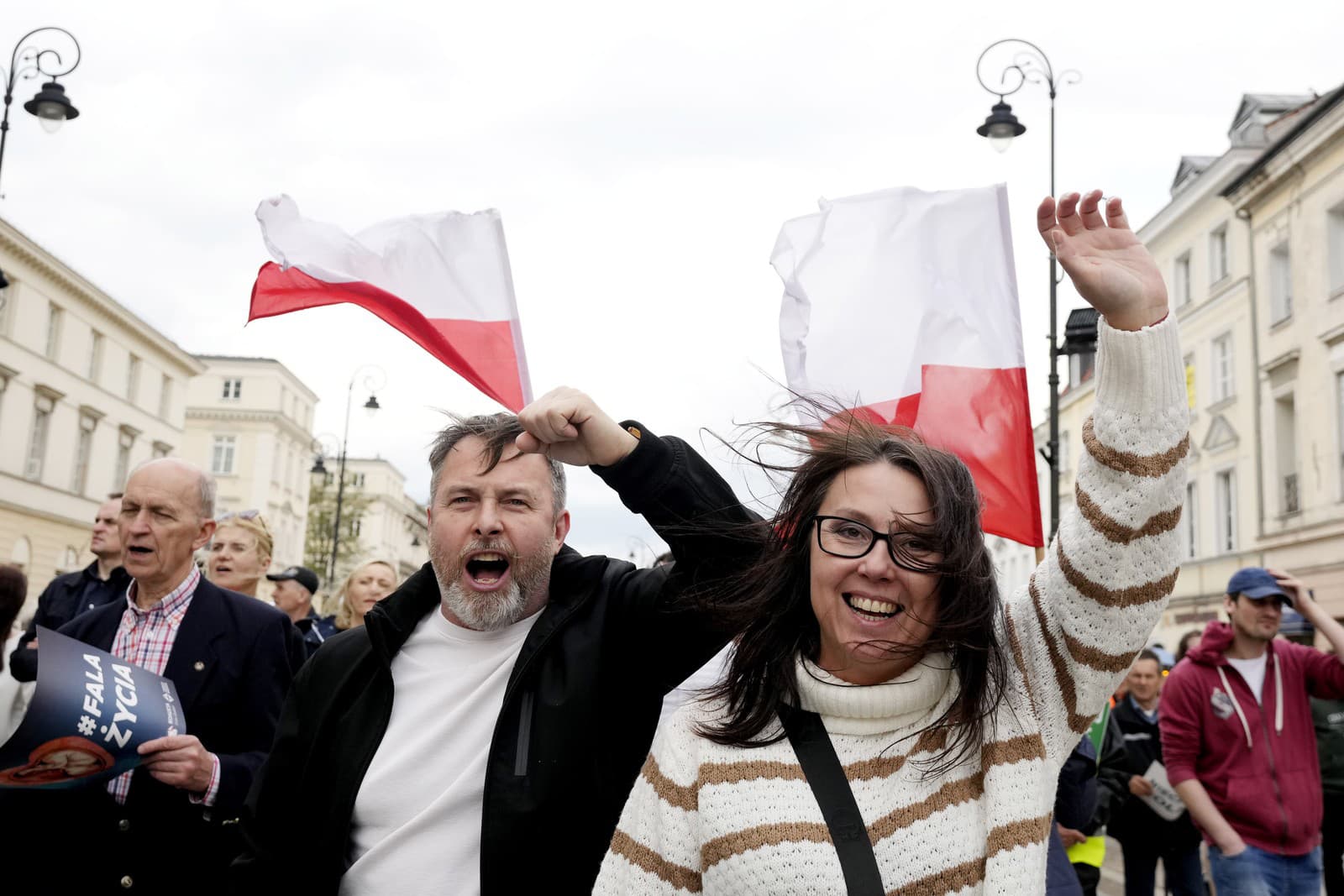 Odporcovia liberalizácie interrupcií v Poľsku vyšli do ulíc Varšavy