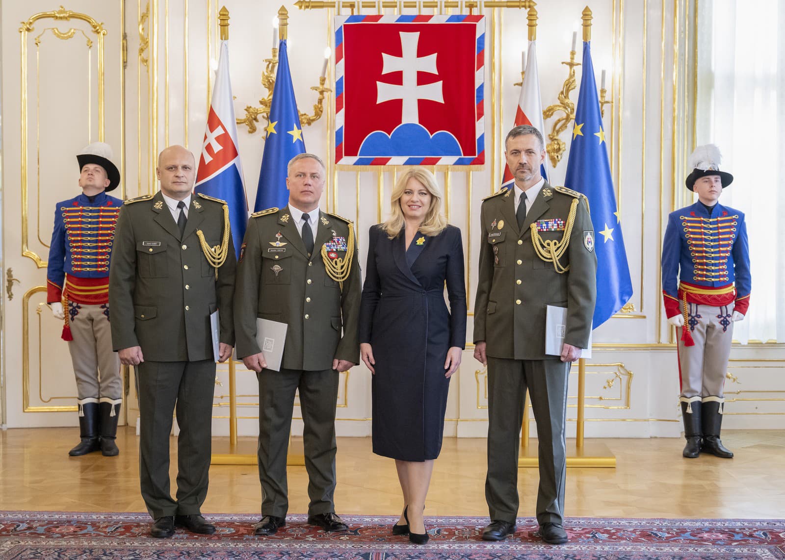 Prezidentka SR Zuzana Čaputová menovala generálov Ozbrojených síl (OS) SR v Prezidentskom paláci