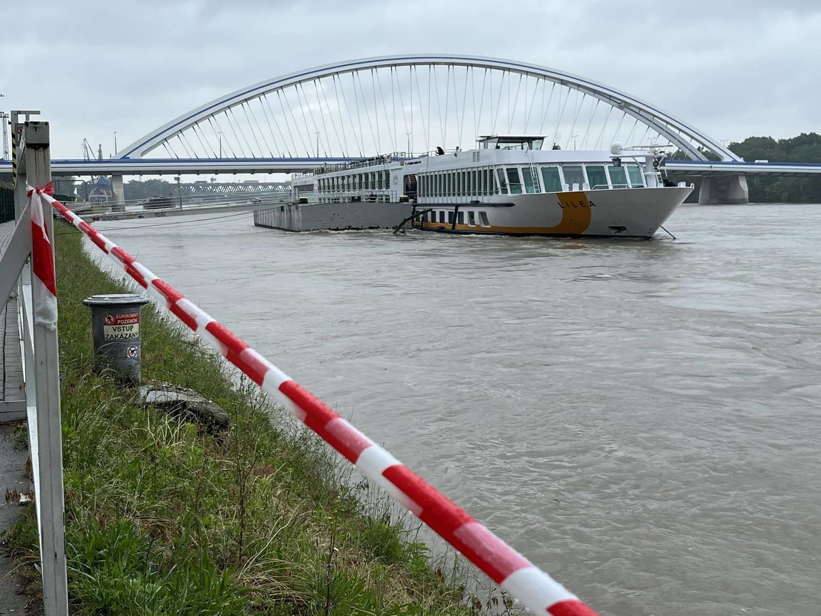  Dunaj presiahol 1. povodňový stupeň
