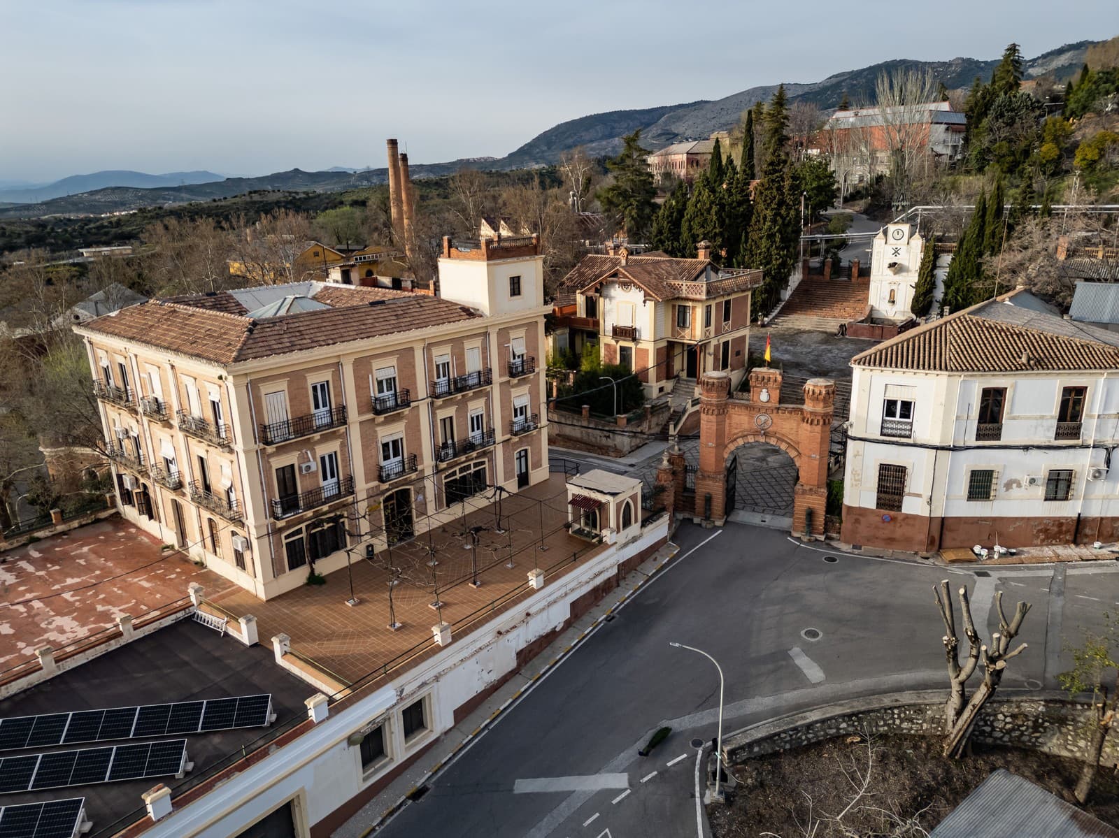 EXKLUZÍVNE zábery unikátnej fabriky