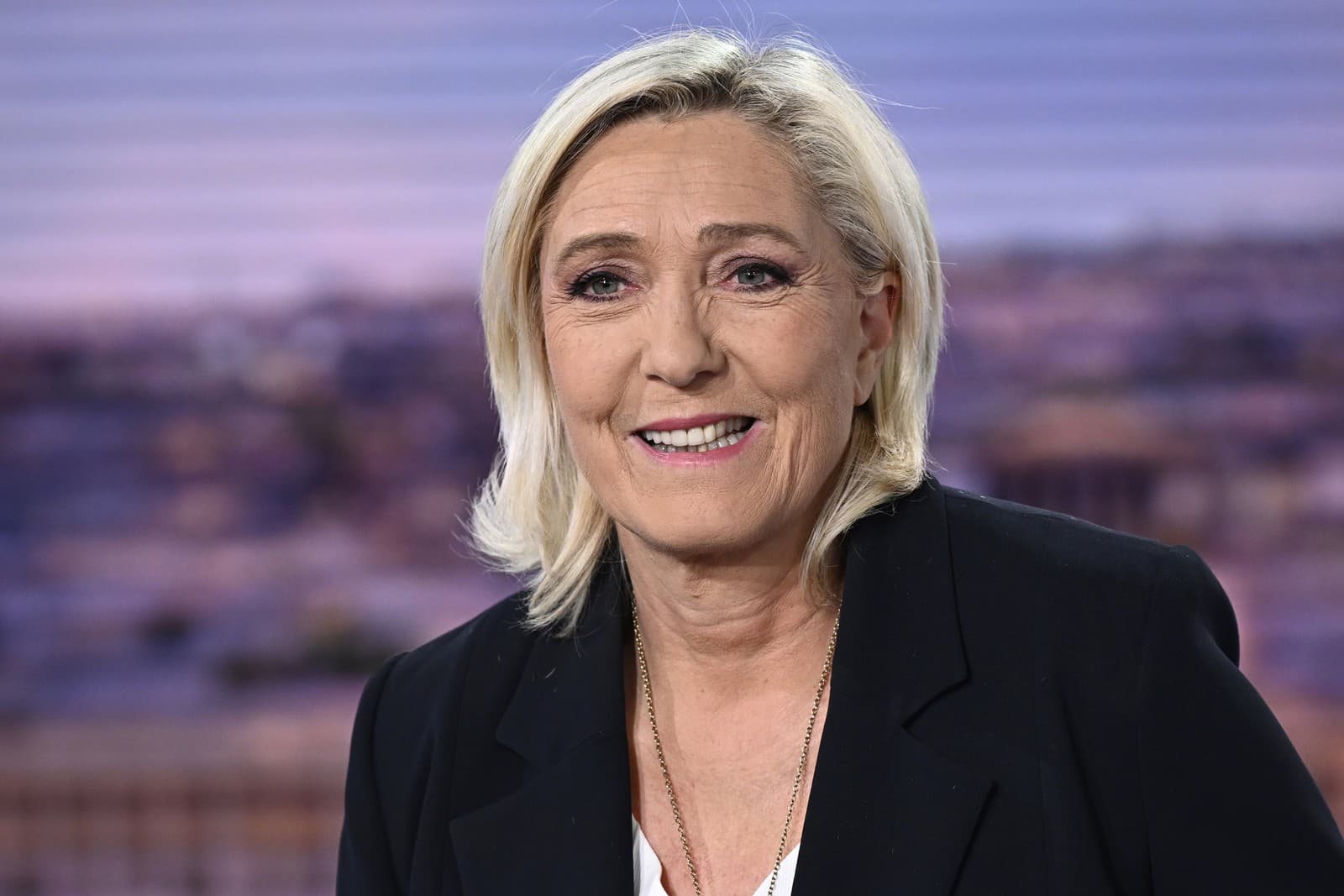  Marine Le Penová