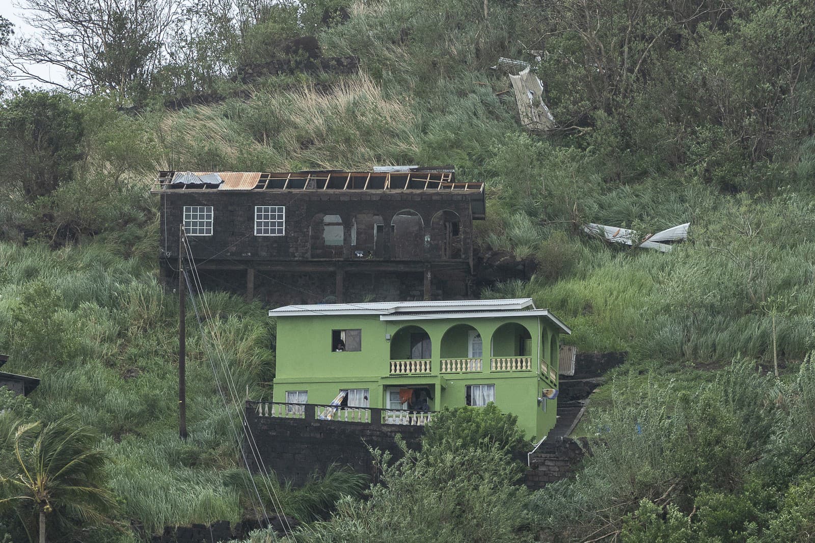 Zničené domy v Kingstowne na ostrove Svätý Vincent a Grenadíny po hurikáne Beryl
