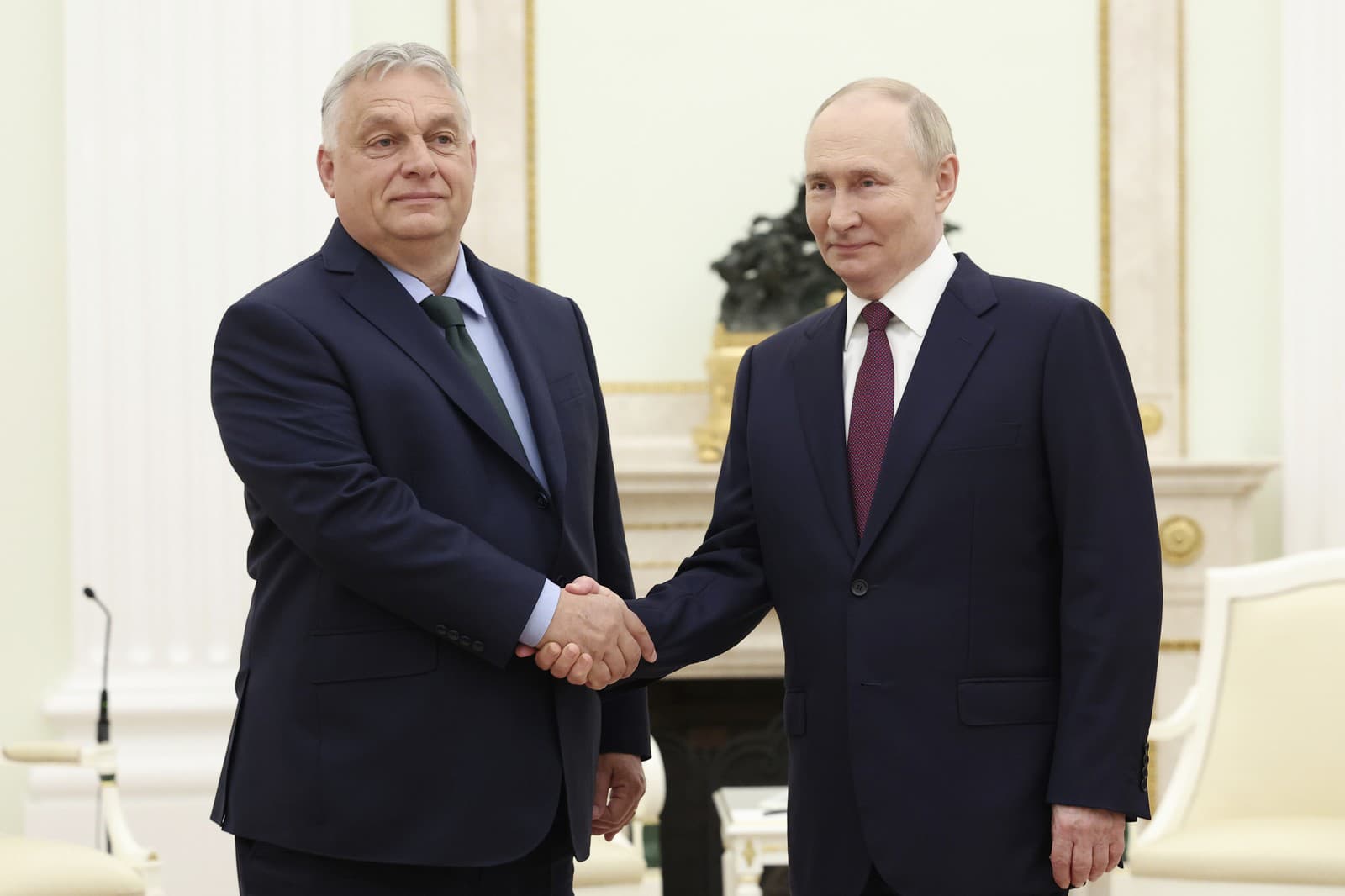 Viktor Orbán a Vladimir Putin